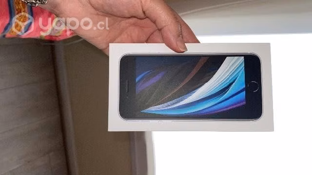 IPHONE 8 (Apple en su caja)