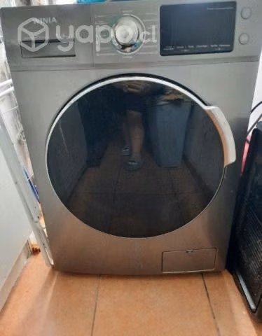 Lavadora secadora casi nada de uso