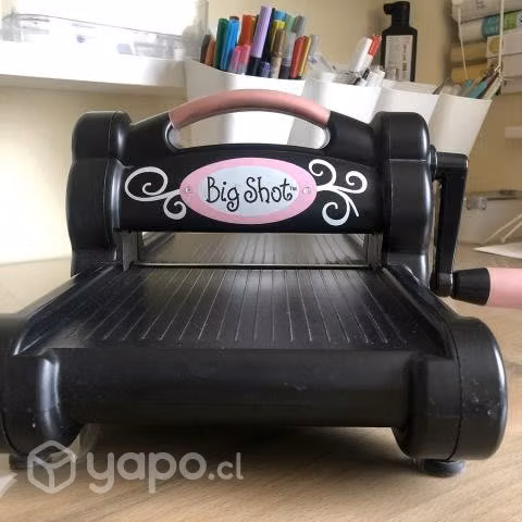 COMO NUAVA -Big Shot Sizzix + 3 Troqueles regalo