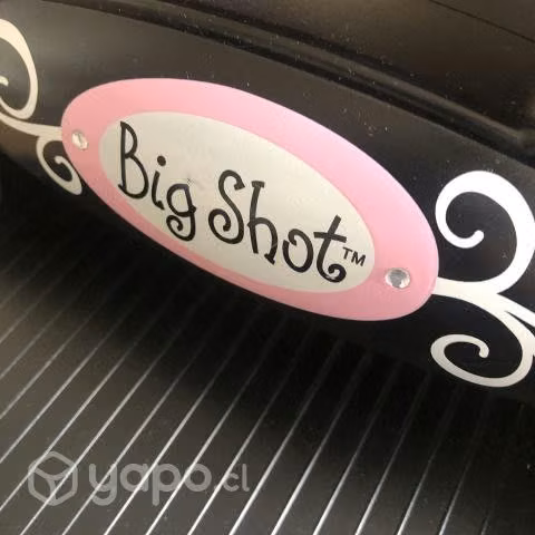 COMO NUAVA -Big Shot Sizzix + 3 Troqueles regalo