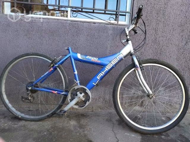 Bicicleta aro 26 que necesita mantención