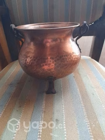 Olla de cobre macizo
