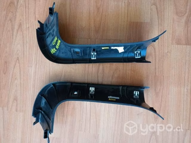 Molduras laterales de portalón Chevrolet Tracker