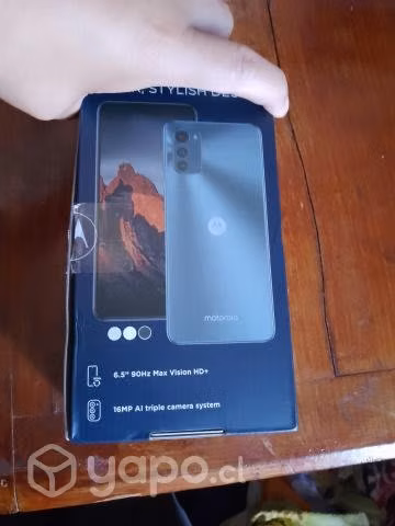 Celular moto E32
