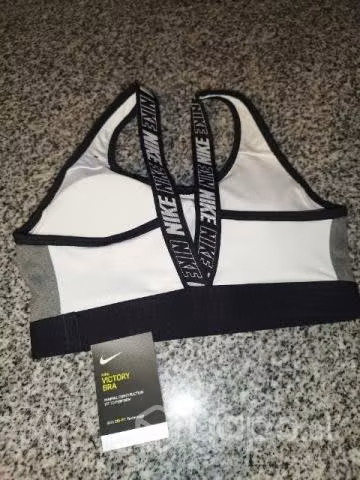 Top Nike Nuevo - Imagen 2