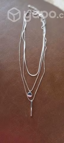 Bijouterie y lentes de sol femeninos