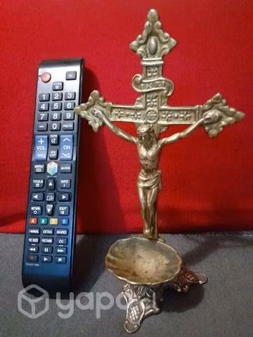 Cristo antiguo de bronce - Imagen 2
