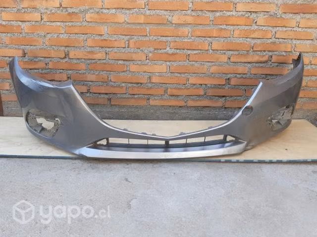 Parachoque delantero original Mazda 3 2016