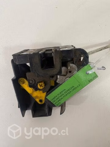 Chapa puerta delantera derecha Hyundai Porter CRDI
