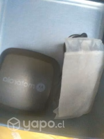 Moto buds 100