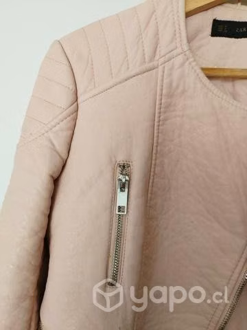 Chaqueta ecocuero ZARA rosada - Imagen 3