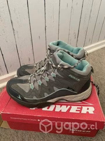 Zapatillas montañesas