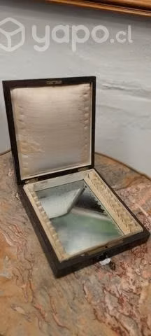 Caja de Ebano con Aplic. De Bronce - Imagen 4