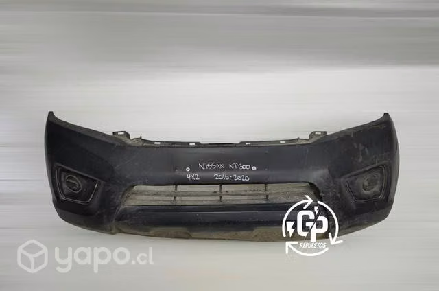 Parachoque delantero Nissan np