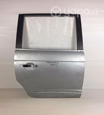 Puerta Trasera RH Ssangyong Stavic