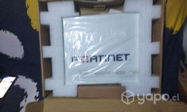 Switchfortinet 2 poe - Imagen 2