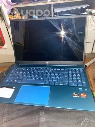 Notebook HP casi nuevo - Imagen 4