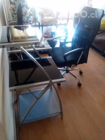 Escritorio y silla
