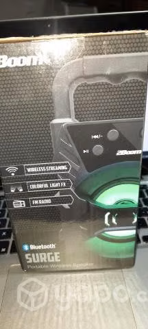 Parlante Bluetooth SURGE