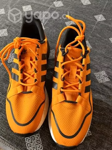 Zapatillas Adidas nuevas - Imagen 4