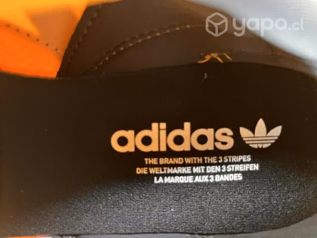 Zapatillas Adidas nuevas - Imagen 3
