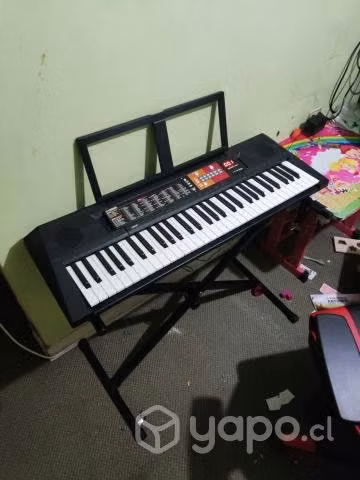 Teclado Yamaha PSR-F51