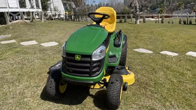 Corta cesped Jhon Deere