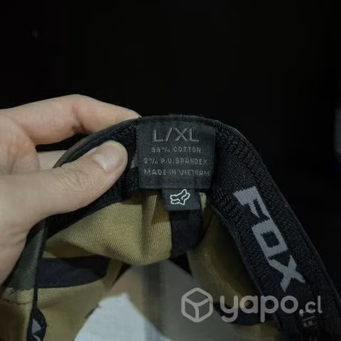 Gorra Fox FLEXFIT - Imagen 3