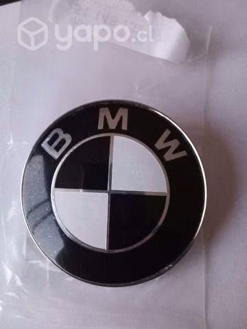 Logo BMW negro capot