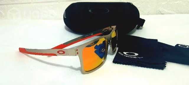 Lentes de sol Oukley - Imagen 3