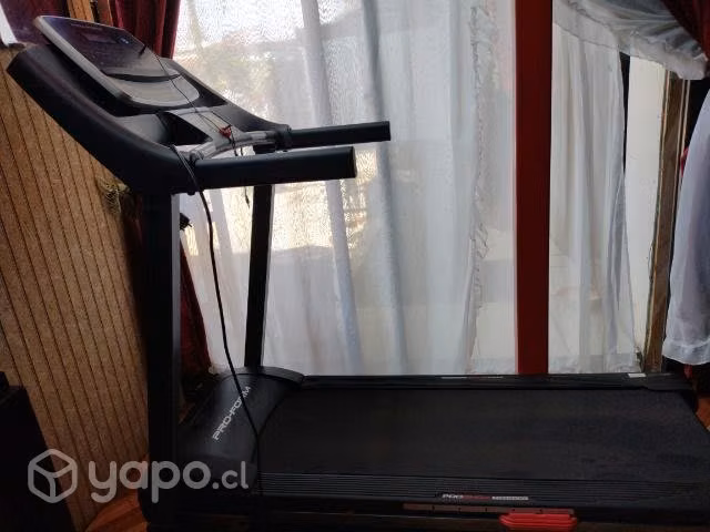 Trotadora pro form 205 cst