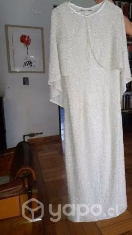 Bello y elegante vestido de fiesta