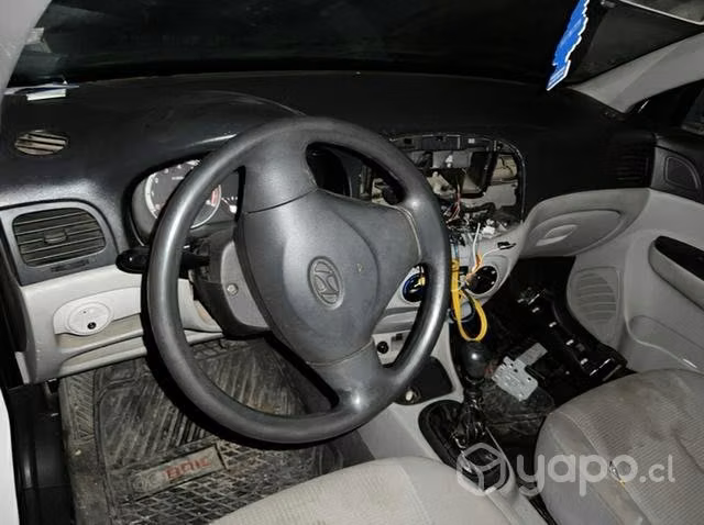 Letras de maleta Hyundai Accent