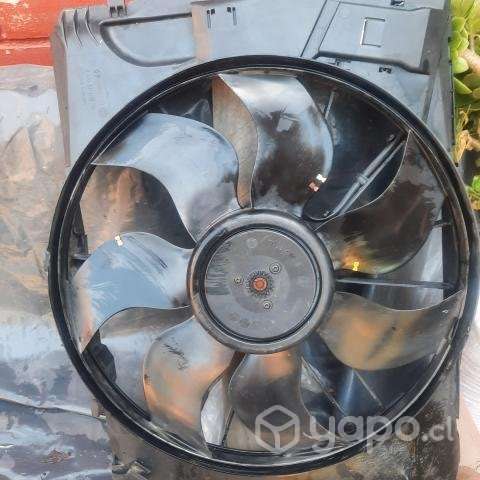 Aspa de motor Mercedes c180 - Imagen 5