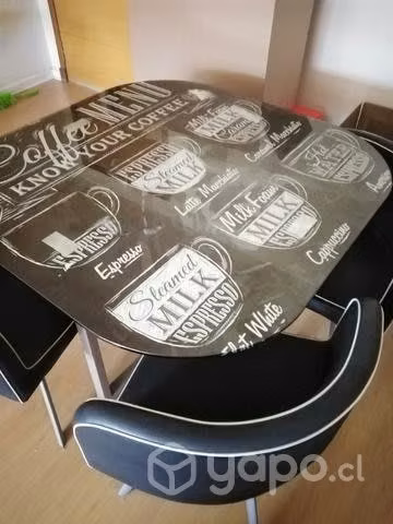 Comedor 4 sillas, plataforma de vidrio con diseño,