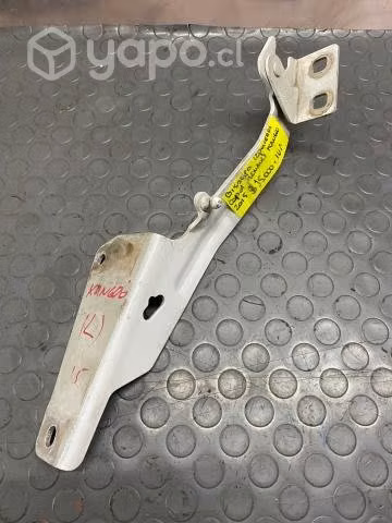 Bisagra izquierda capot Renault Kangoo 2015