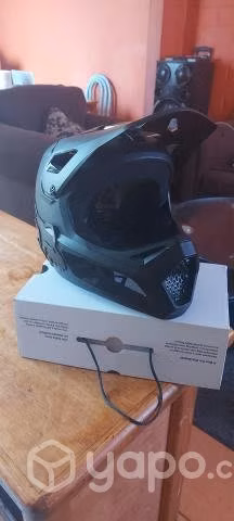 casco FOX RAMPAGE (ORIGINAL) - Imagen 2
