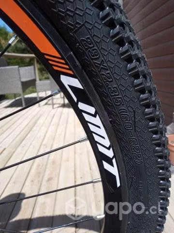 Hermosa bicicleta montañera Aro 29
