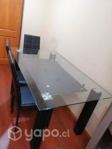 Les de 50 pulgadas más biblioteca nueva y comedor