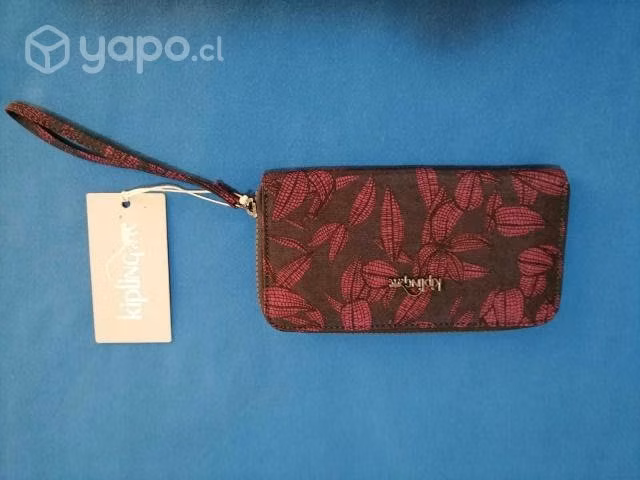 Monedero kipling grande color morado y diseño