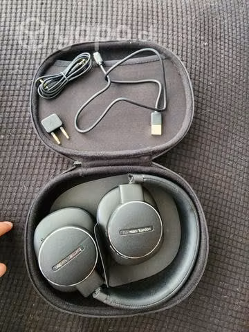 Audifonos Harman Kardom Fly ANC