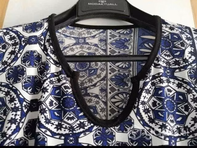 Polera Manga Larga Elasticada Azul/Blanco Talla L