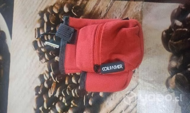 Bolso multiuso tipo mini banano con cierre y gncho