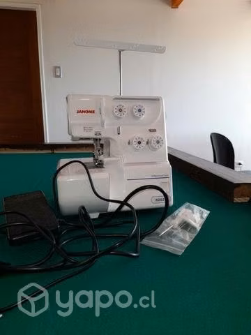 Overlock Janome sin uso - Imagen 6