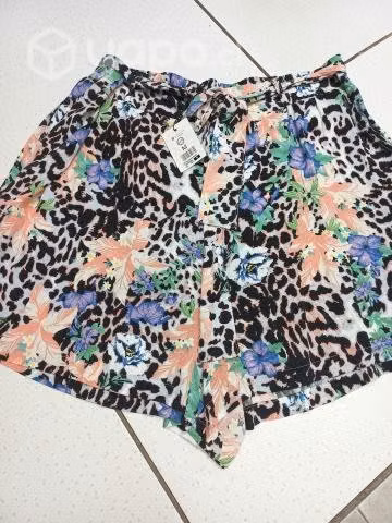 Short L - Imagen 2