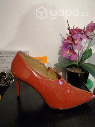 Botas y zapatos gacel casi nuevas