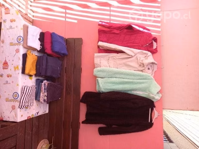 Ropa surtida invierno y verano