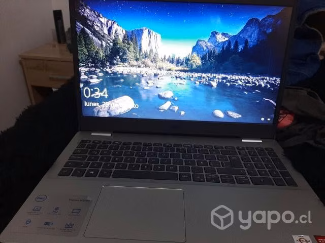 notebook nuevo con caja y boleta