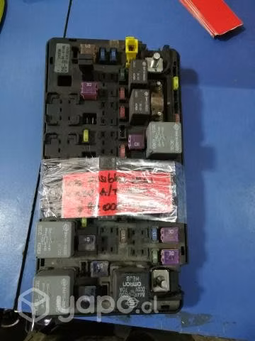 Caja de fusibles motor new actyon automatica 2015
