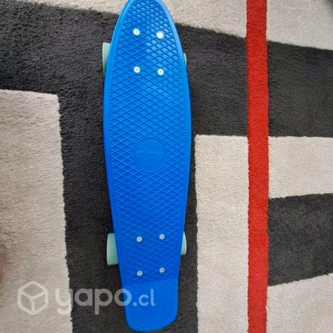 Penny board marca creme celeste